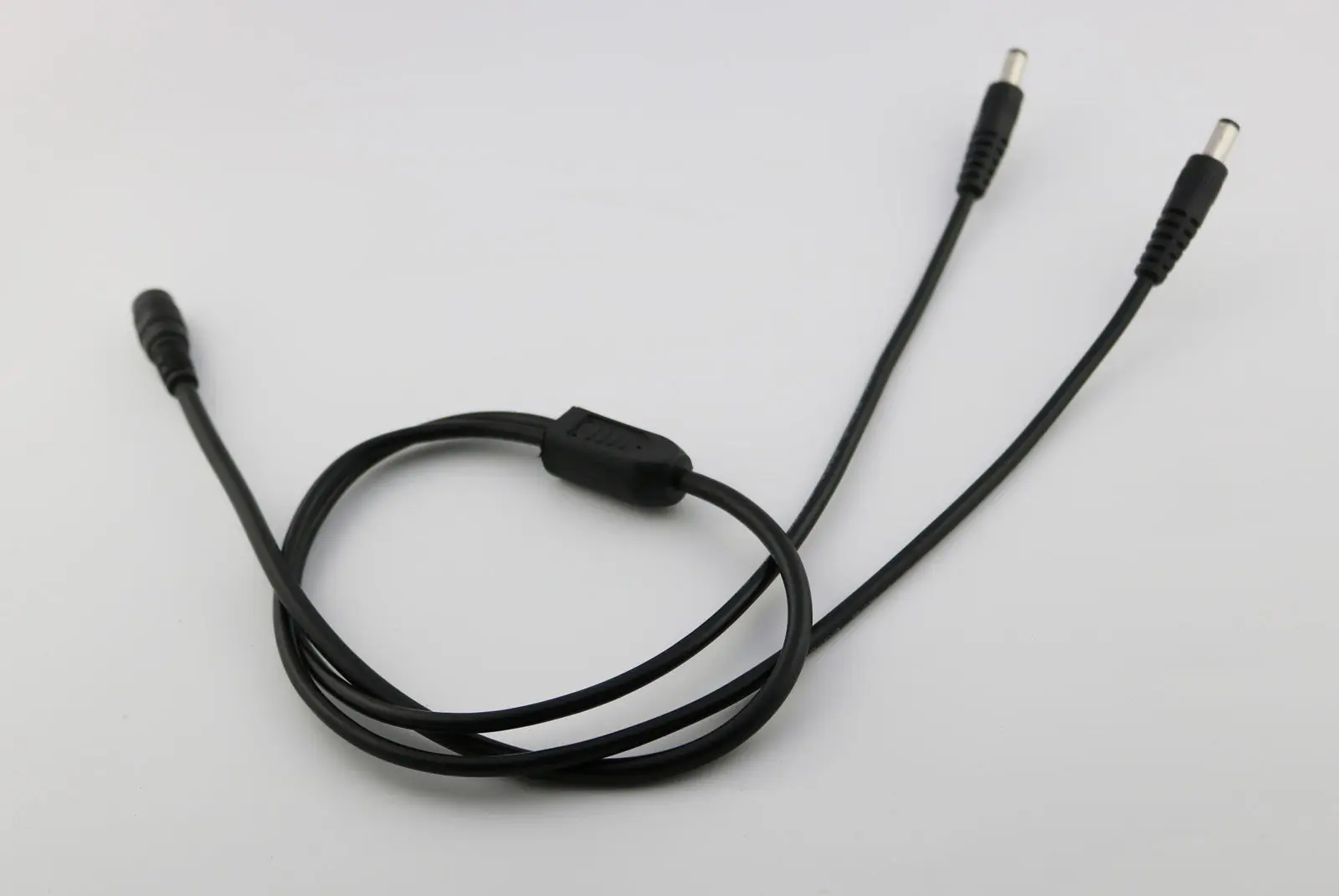 

CCTV DC Power 5.5 x 2.5mm Female To 2 Male Plug Splitter Adapter Cable 10A 18AWG