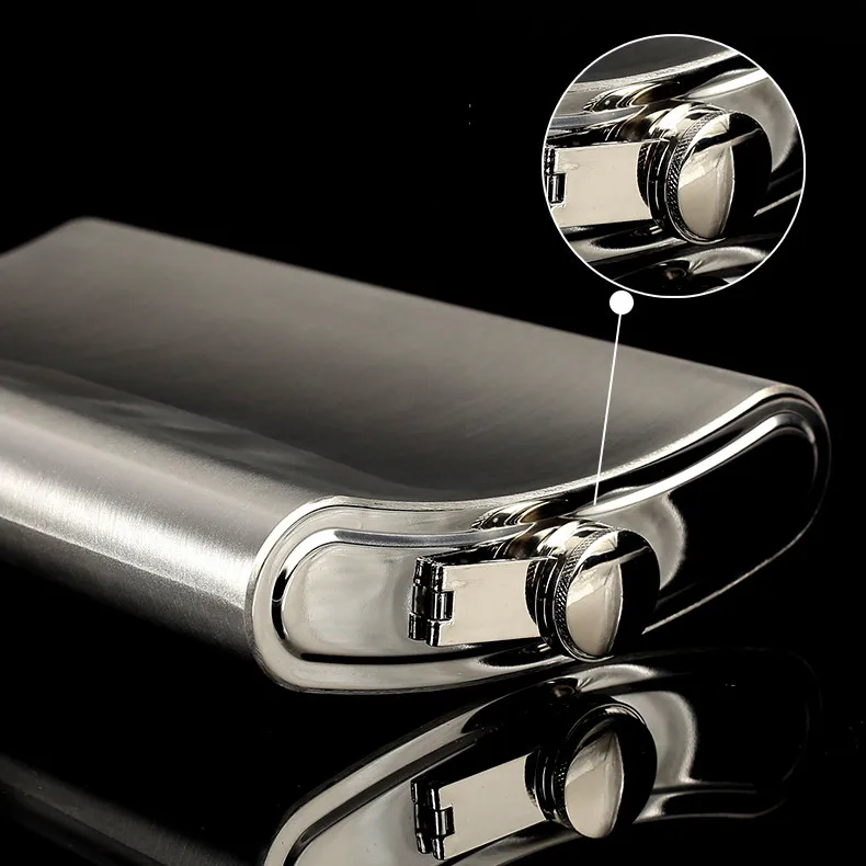 18oz 48oz 64oz bpa free oversize whisky Imprint flagon cccp Portable creative Stainless steel alcohol hip flask SET with bag