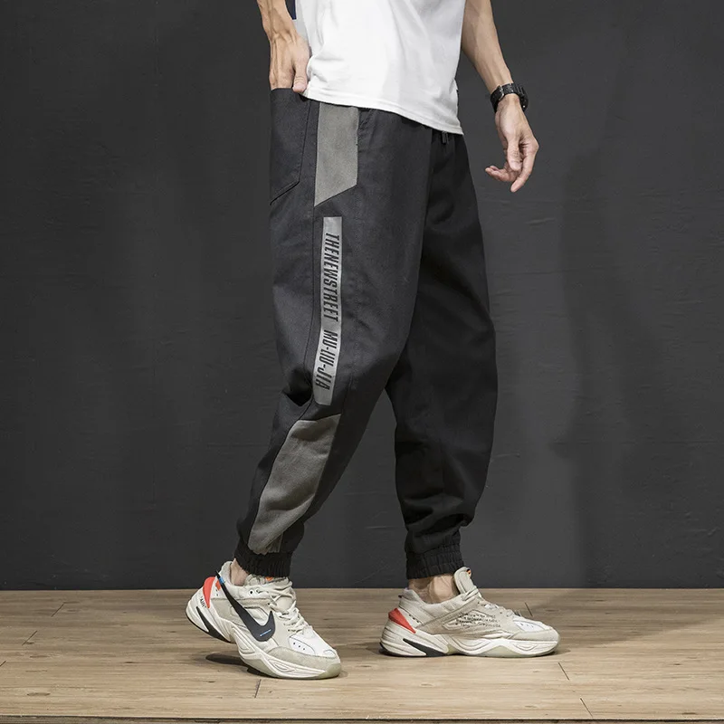 Fashion Streetwear Men Jeans Casual Leisure Loose Fit Cargo Pants Side Stripe Designer Harem Trousers Hip Hop Joggers Pants Men