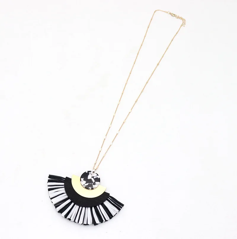 Raffia Circle Disc Pendant Long Necklace