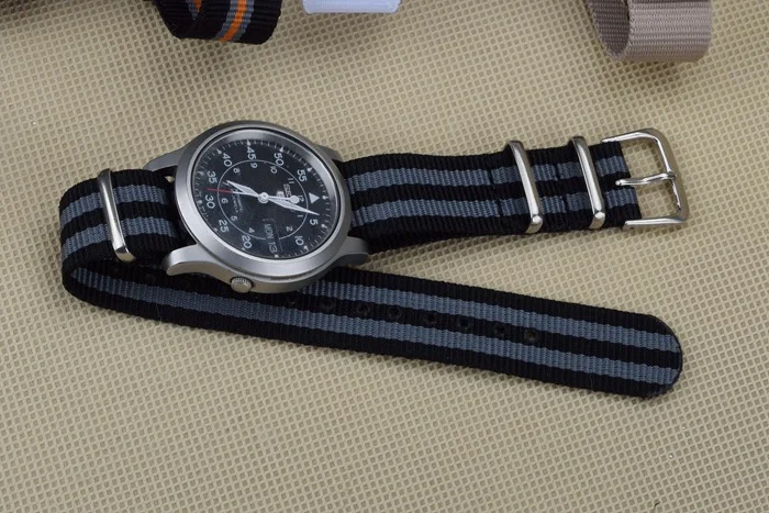 2667951204_402564019