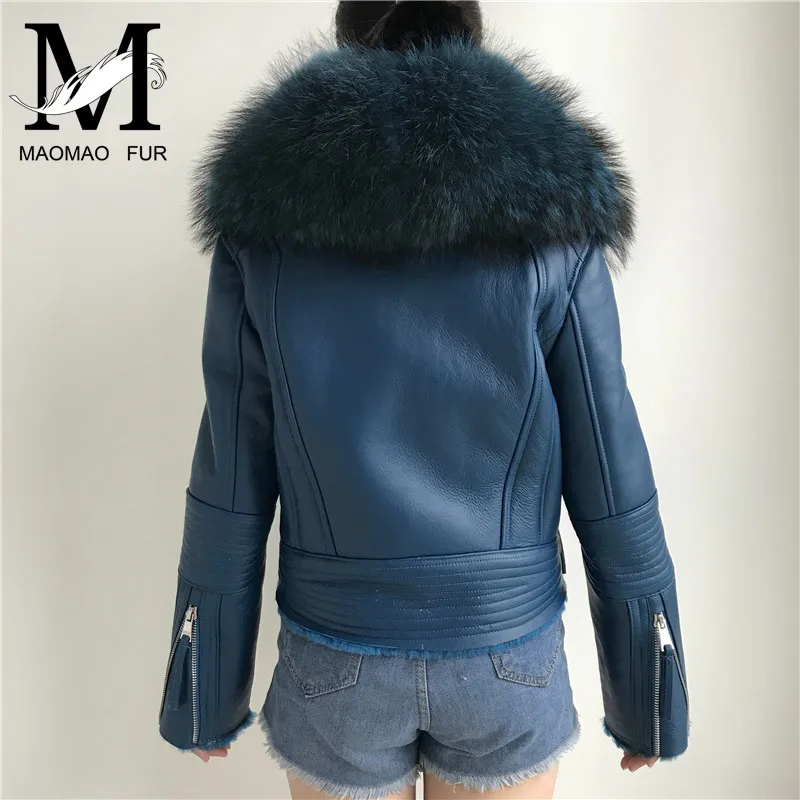Женское пальто из натурального овечьего меха, зимняя теплая Модная куртка из натуральной мериносовой овчины, кожаная куртка с натуральным большим воротником из меха енота