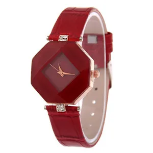Женские часы Gem Cut в виде геометрических фигур с украшением кристаллов кожа