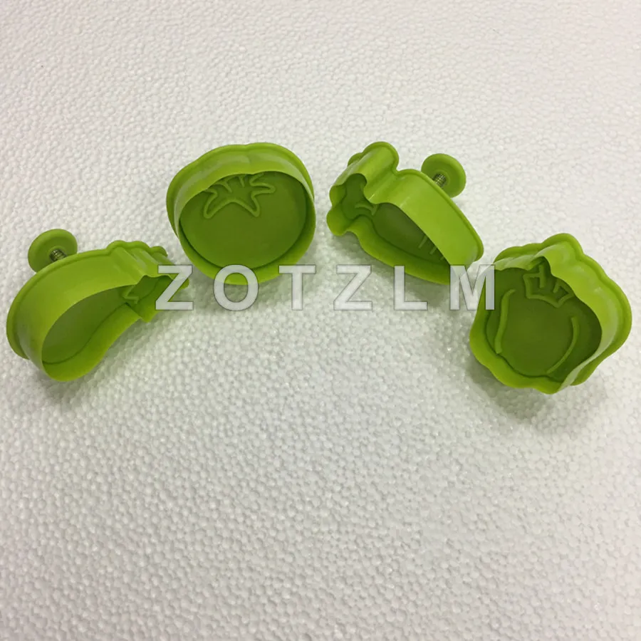 

4 pcs/set Vegetable Carrot Tomato Green Pepper Eggplant Series Plastic Cookie Cutters Set Spring Plunger Baking Mold TXS019