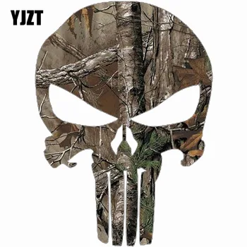 

YJZT 9.4CMX13CM PUNISHER SKULL Real Tree Extra Camo Fun Car Sticker Motorcycle Decorative Decal C1-6044