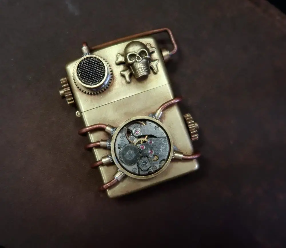 

Exquisite Skull Steampunk Gasoline Lighter Gear Gold Turbo Lighter Petrol Lighters Cool Gifts Gadgets for Men