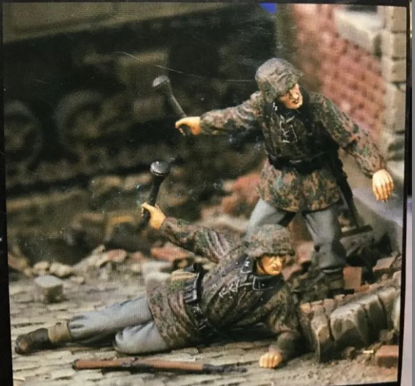 

1/35 Resin Figure Model Kit Unassambled Unpainted 565
