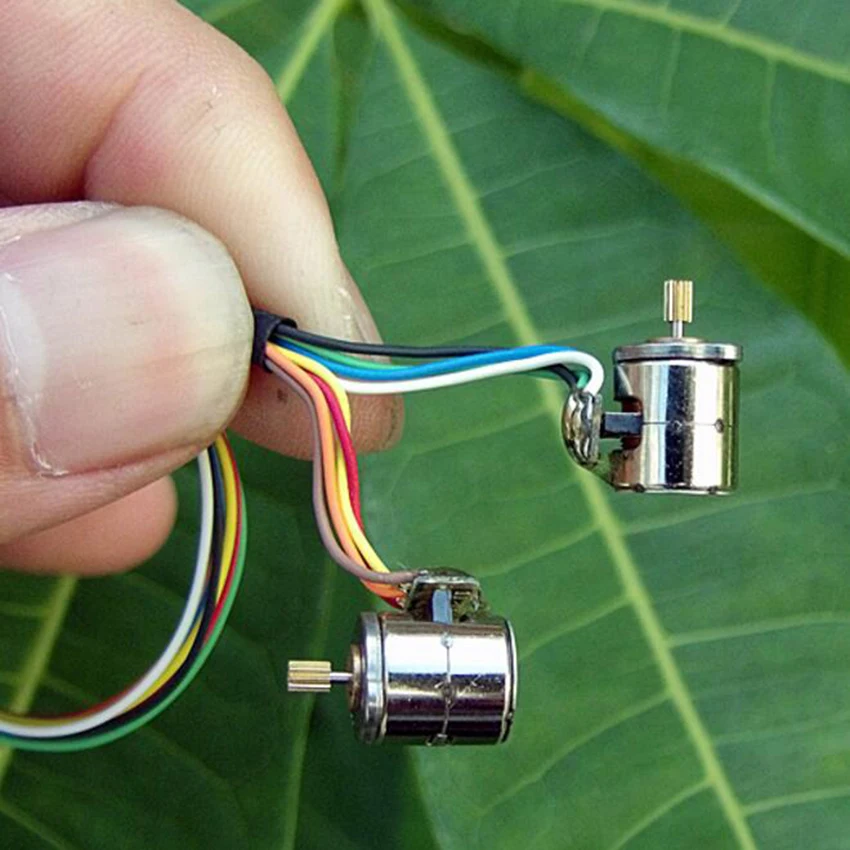 1Correct 4 Wire 2 Phase Miniature stepper motor micro stepping motor(diameter:8 mm,Height:8.2 mm