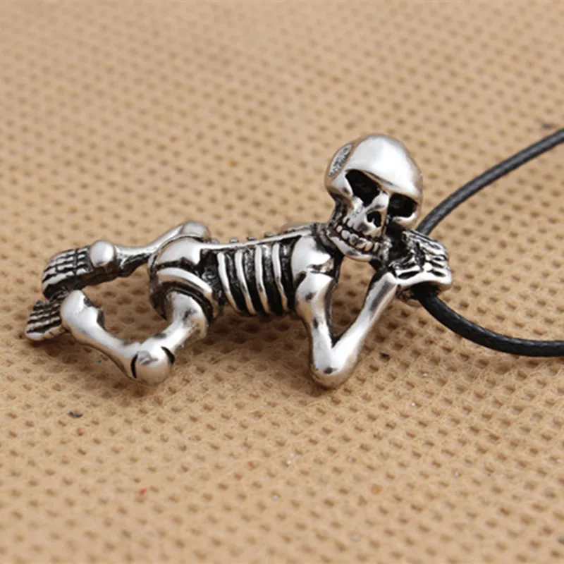 

Punk Skull Pendant Necklace Statement Vintage Silver Skeleton Gothic Necklaces For Men Leather Rope Chain Jewelry Boys Party