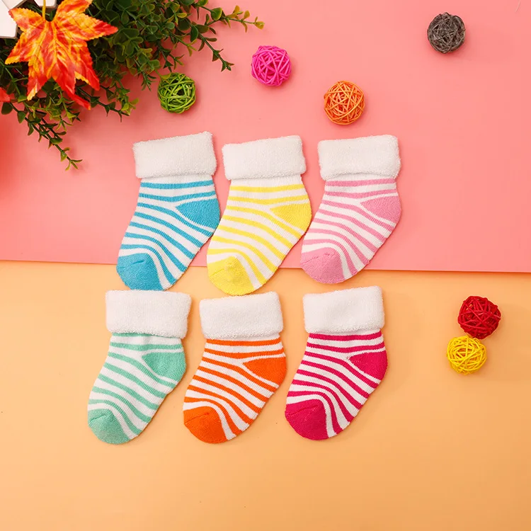 Плотные носки для малышей, зимние махровые носки в полоску для малышей, Осенние теплые носки для мальчиков и девочек, милые цветные хлопковые носки унисекс для детей 0-3 лет