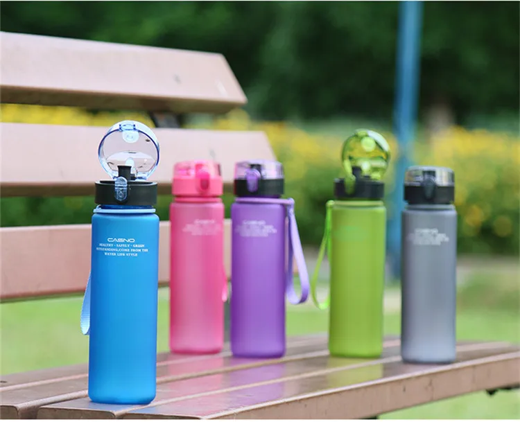 400 مللي/560 مللي ترتد غطاء المياه زجاجة مع حبل دراجة التخييم الرياضية البلاستيك Drinkware بلدي شرب زجاجات مياه شاكر BPA الحرة 400 مللي/560 مللي ترتد غطاء المياه زجاجة مع حبل دراجة التخييم الرياضية البلاستيك Drinkware بلدي شرب زجاجات مياه شاكر BPA الحرة