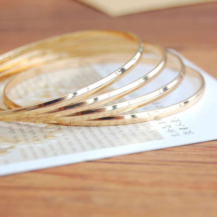 

FOMALHAUT Simple and stylish combination gold color bracelets & bangles for women XX-206