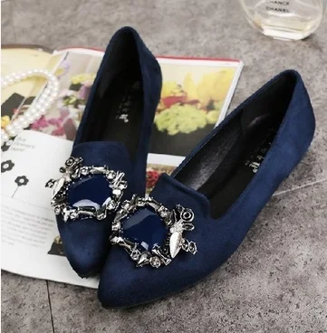 BLUE POINTED TOE