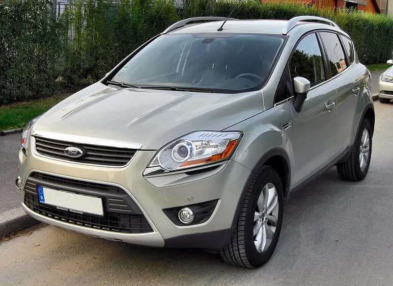 800px-Ford_Kuga_20090811_front