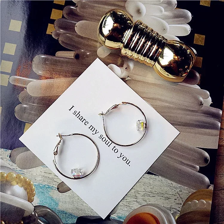 2019 New Minimalist style hollow ring temperament wild bright crystal ear | Украшения и аксессуары