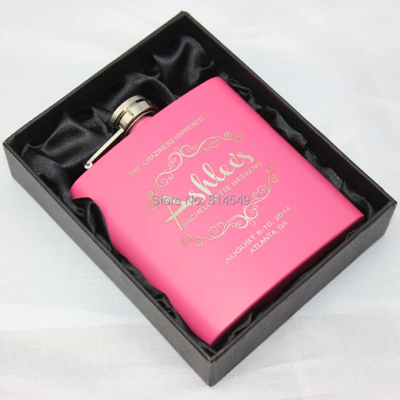 Подарок невесты или шафера для свадьбы o- Персонализированная фляжка для спиртного с черной подарочной коробкой
