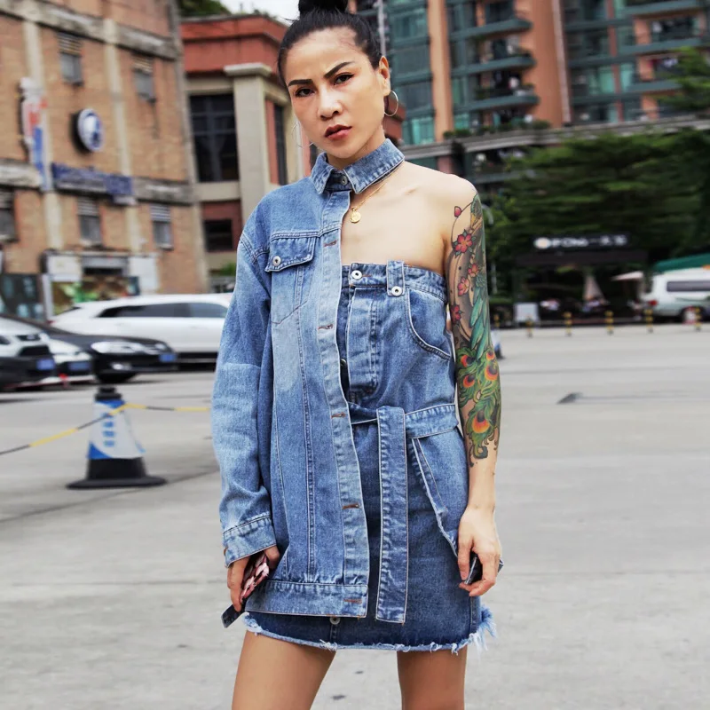 

2019 Spring New Personality Splicing Cowboy Dress Women European Fashion Brand Irregularly Exposed Shoulder Fake Two Jackets