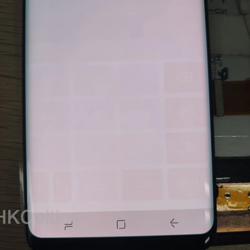 samsung-galaxy-s8-plus-lcd-with-big-visible-red-burn-shadow-(11)