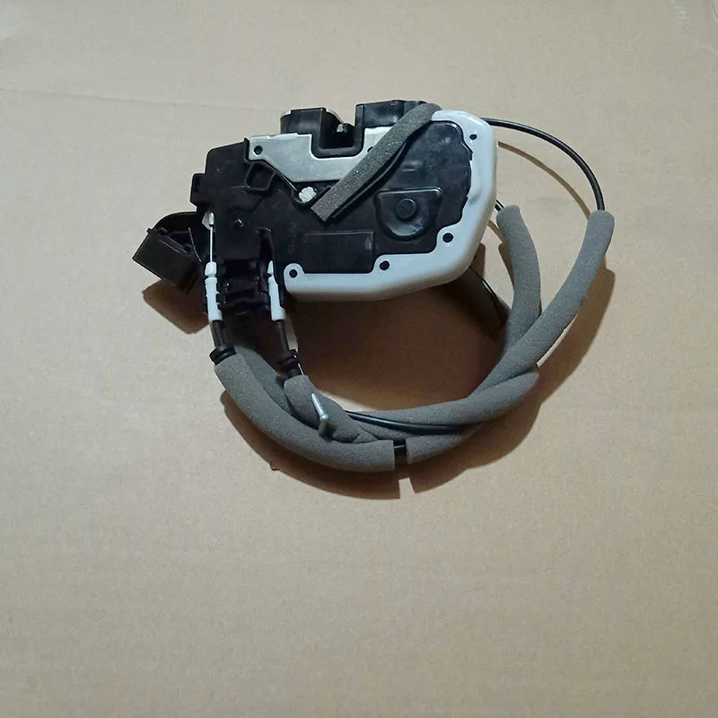 08-15    (3)