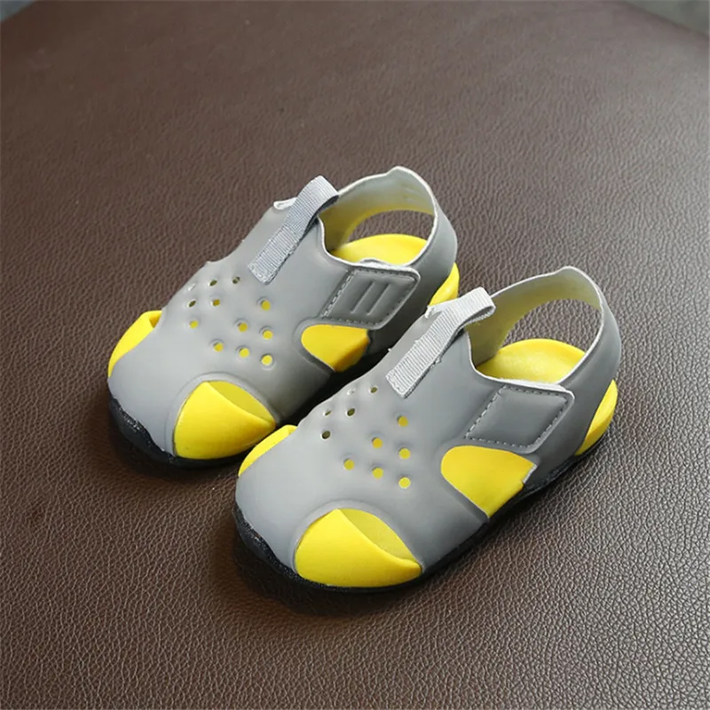 DIMI/Новинка года; летняя обувь для младенцев; мягкие детские сандалии с закрытым носком; Модные дышащие пляжные сандалии для мальчиков и девочек; T19-21