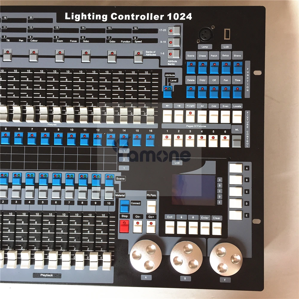 1024 Console 08