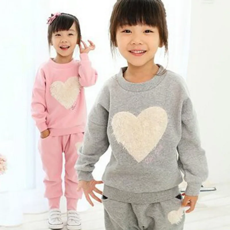 Shujin/комплект одежды для маленьких девочек, повседневная весенне-осенняя розовая серая футболка с длинными рукавами+ штаны детские костюмы из 2 предметов одежда с рисунком сердца