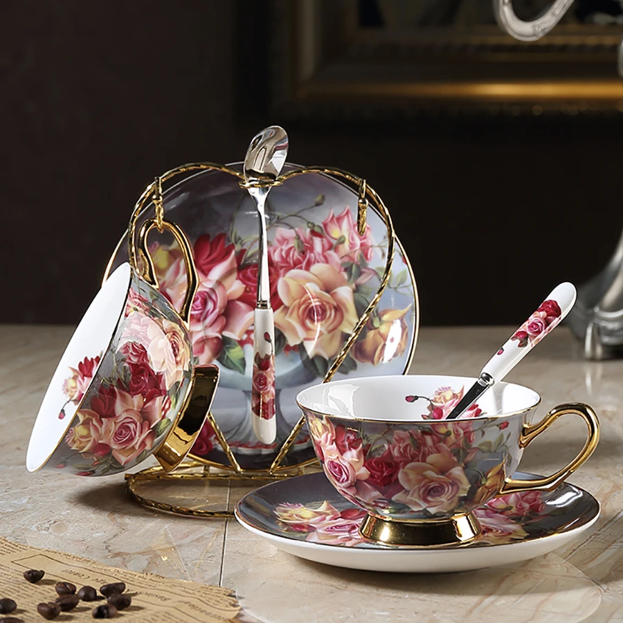 

High Tea Water Cup Crockery European Ceramic Coffee Cup Set Reusable Espresso Cups Bone China Cup Tazzine Caffe Home 50P63