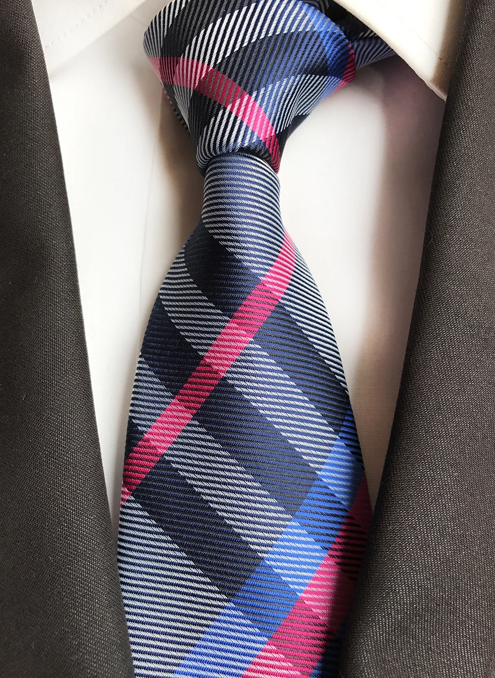 navy blue with pink tie