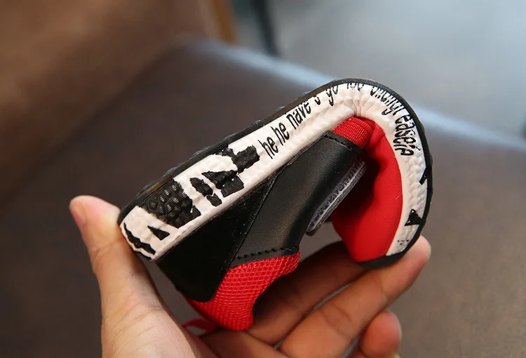 4351830517_1500180212