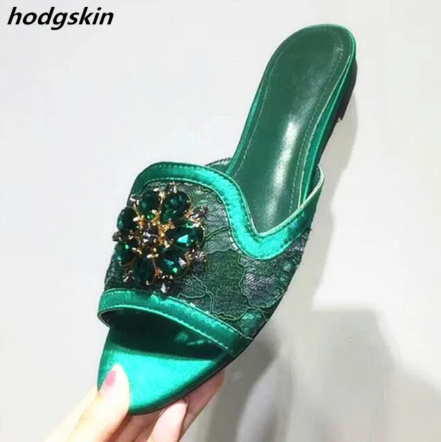 

Air Mesh Luxury Lace Floral Crystal Cover Lace Women Slippers Flats Outdoor Shoes Women Peep Toe Rhinestone zapatos de mujer