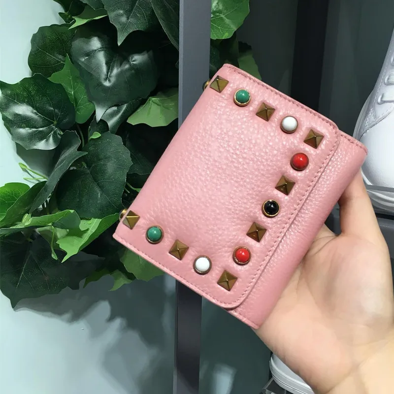 Exquisite Buckle Coin Purses Unicorn Looks Back With Love Pink Mini Wallet Key Card Holder Purse for Women
