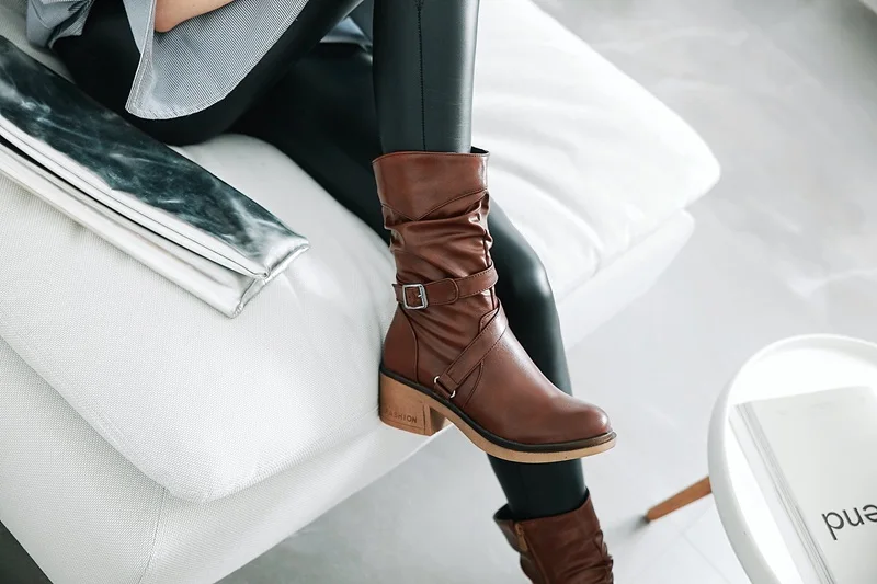 EGONERY/женские модные зимние ботинки женская обувь с пряжкой новые стильные зимние сапоги до середины икры хорошего качества с круглым носком, 3 цвета, черный, коричневый