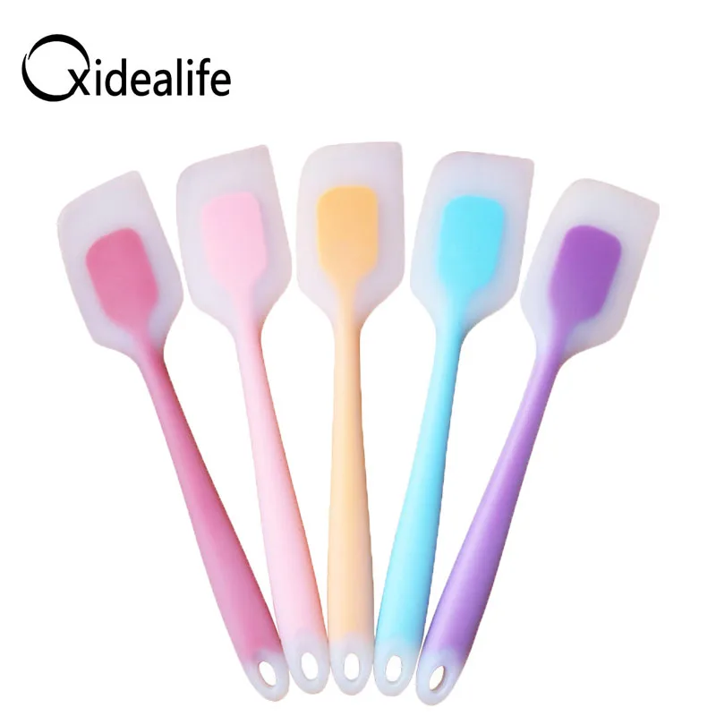 Plastic Dough Icing Fondant Scraper Spatula Cake Decorating Baking