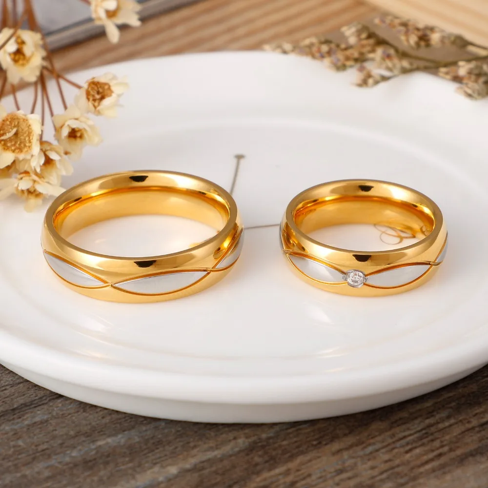 Stainless Steel Titanium Gold Romantic Couple Wedding Ring For Lovers Men Women Fashion Ring 1Pcs