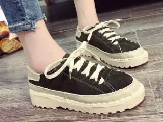 

2018 new women's single shoes Korean version of the wild casual shoes to keep warm students canvas shoes.