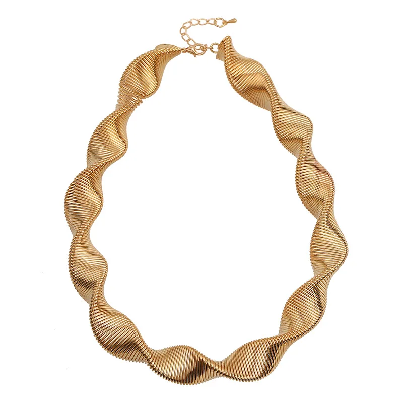 

Maxi Party Accessories Thick Metal Choker Necklaces Twist Fashion Torques Women Geometric Clavicle Chains Punk Jewelry Statement