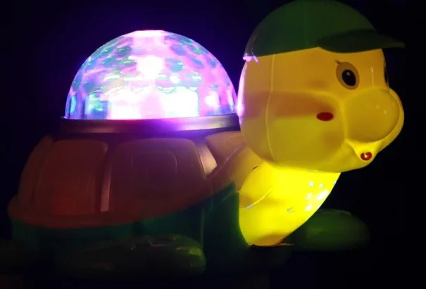Красочный светильник с поворотом «Черепаха», электрический Универсальный светильник, музыкальные детские развивающие игрушки, детские унисекс электронные пластиковые звучащие игрушки