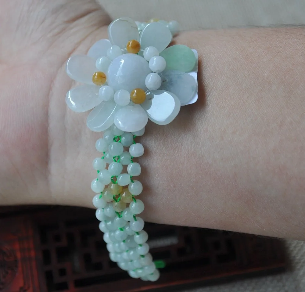 

Certified 100% Natural A Emerald Jade ~Bracelet Have certificate