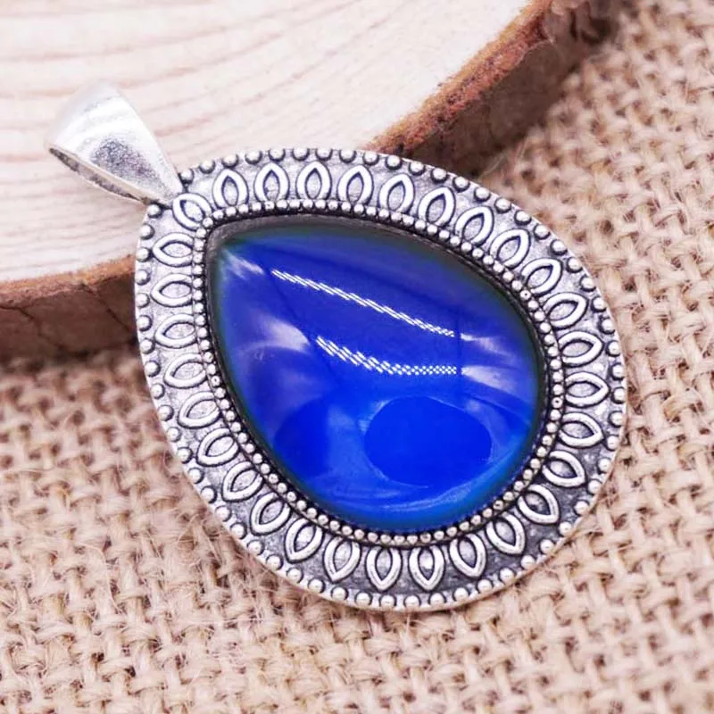 

Newest Pendant Water Drop Vintage Alloy Pendant Color Change Mood Necklace Pendants size 27.5x43mm