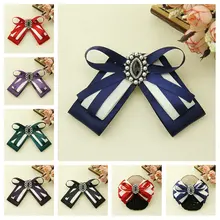 Милая Офисная Женская рубашка с воротником, галстуком-бабочкой, для колледжа, школы, с бантом, косплей, стразы кристалльная бабочка, Униформа, ленточка с бантиками