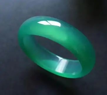 

Vogue Pretty Jewelry green Fine Stone rings Size: 6# 7# 8# 9# 10# 11#