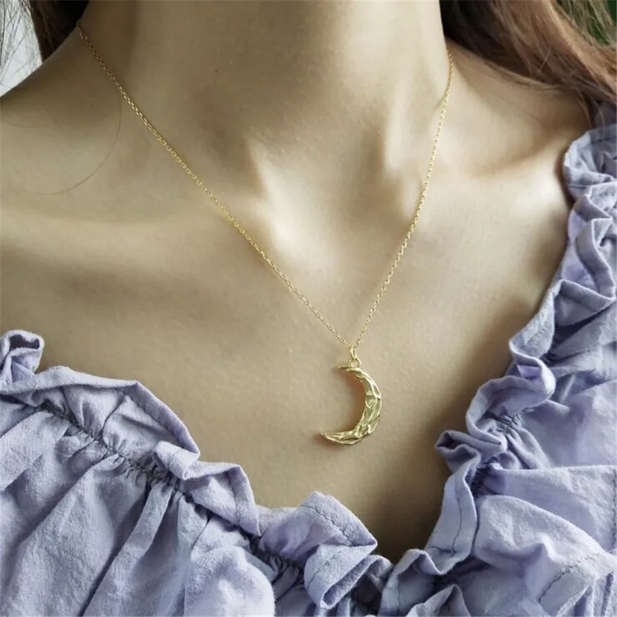 

YIKUF88 925 sterling silver necklace pleated corrugated moon necklace for women jewelry design gold necklace