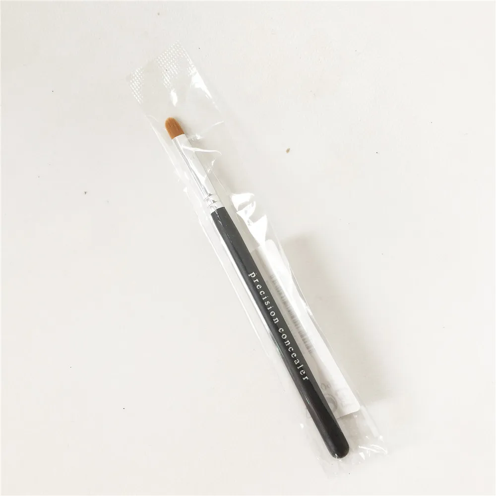 Baremineral Precision Concealer Brush _ 1