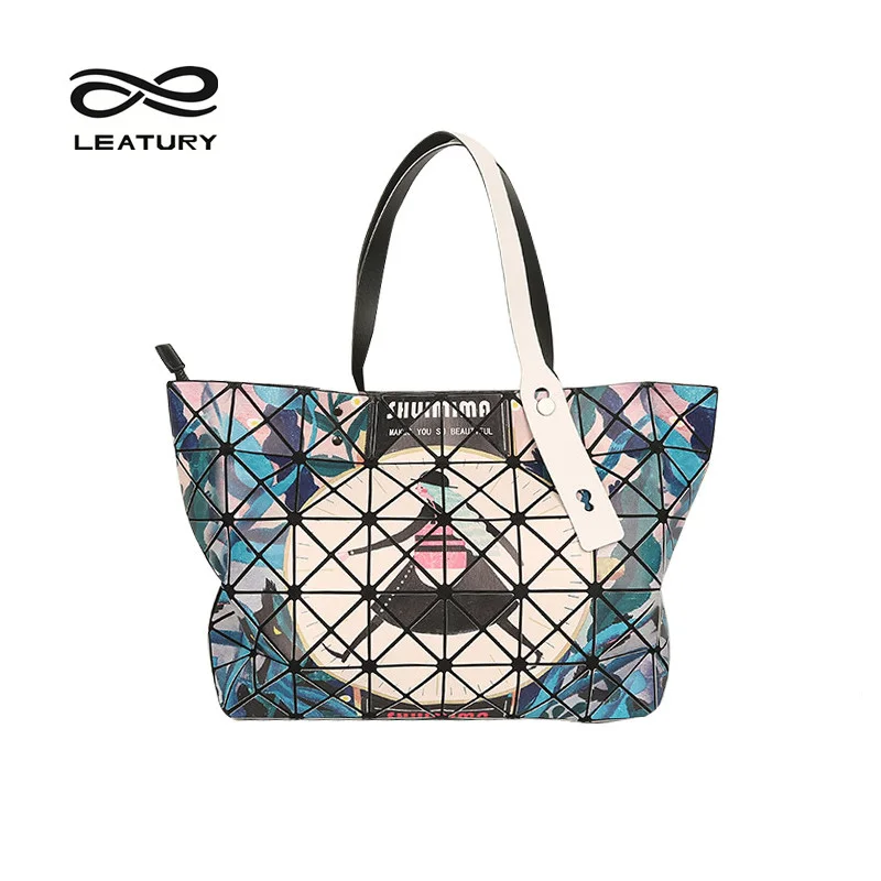 

LEATURY 2018 Fashion Women Bag Lovely Character Pattern Shoulder Bag Casual Tote Geometric Folding Bag Famous Brand Designer
