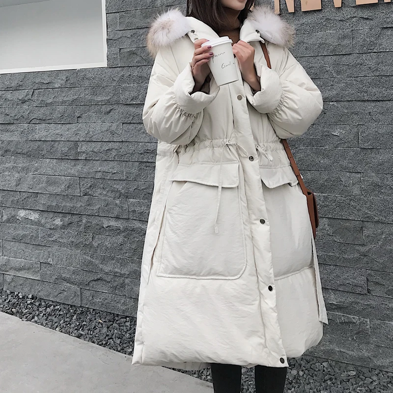 

Winter Coat Women Warm Female Parkas 2018 White Duck Down Jacket Feather Coat Large Real Raccoon Fur Hooded Winter Jacket Women
