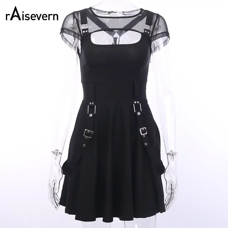 goth girl clothing