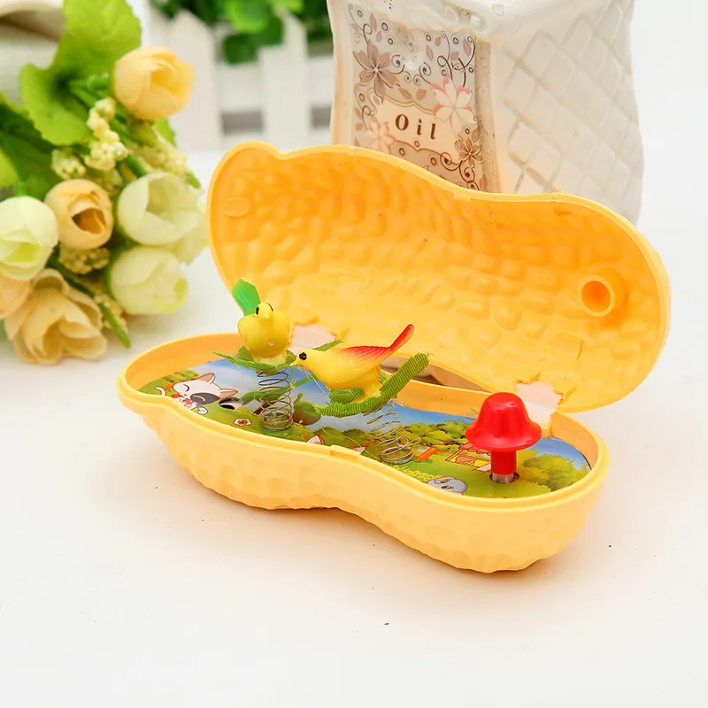

2017 New Arrival Funny Plastic simulation Peanut Music Box Home Decoration Toys Novelty Gag Toys For Children Kids Audlt