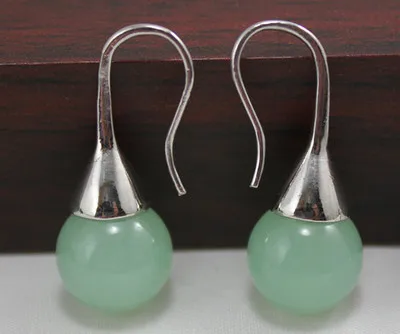 

12mm green natural jade hook earrings