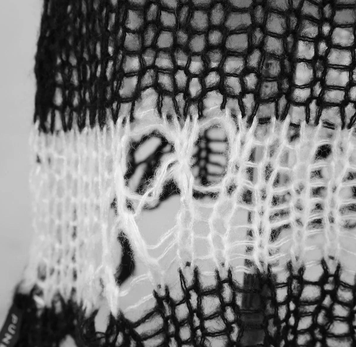 Готический визуальный Kei большой сетчатый женский свитер стимпанк уличный пуловер модный Kera черный белый красный полосатый свитер Панк рейв PM-004