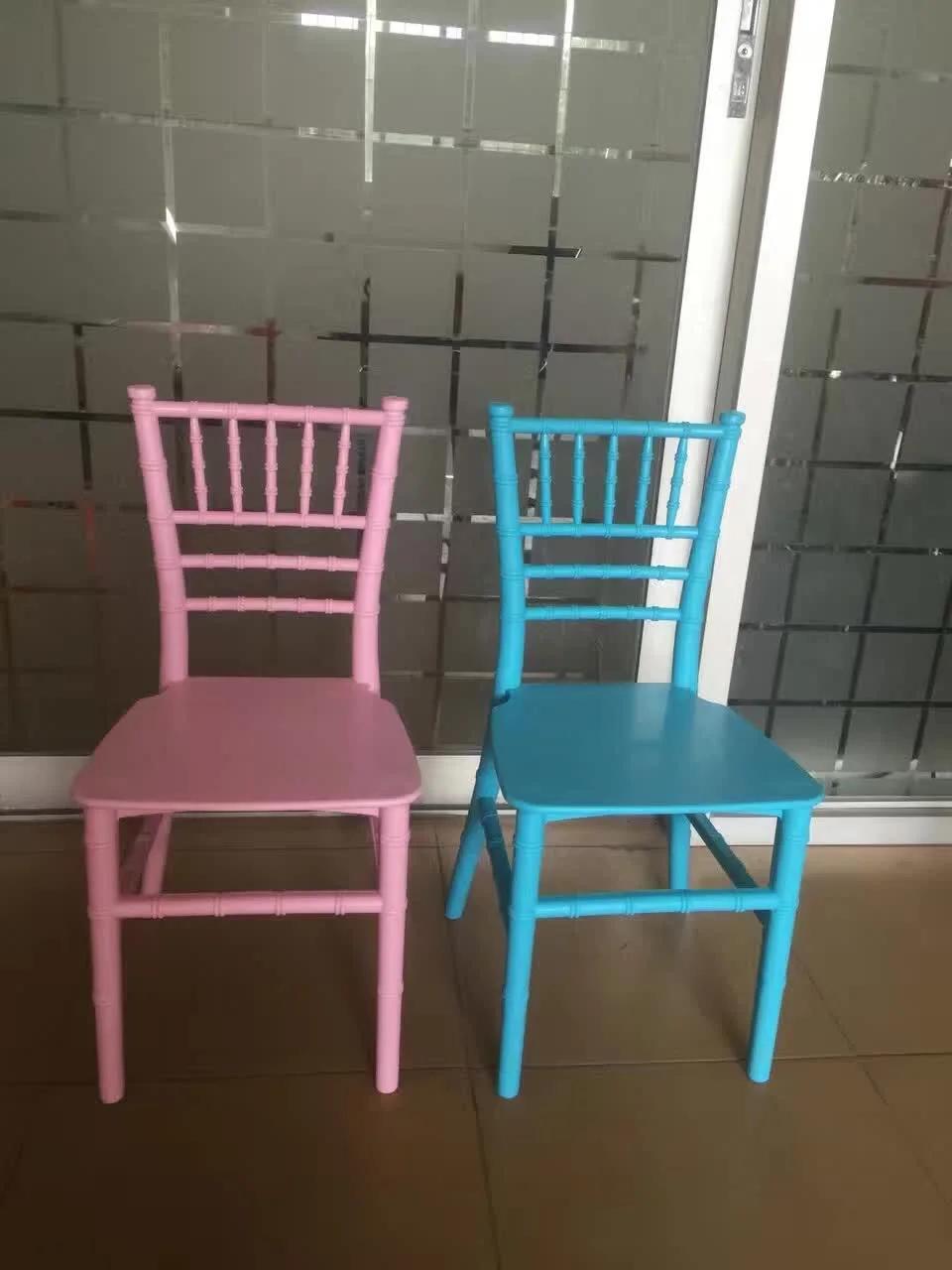 3939967994_1105405544